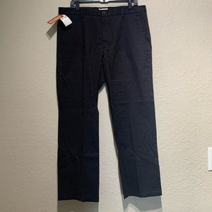 Dockers / Black Khaki’s / size W36/L29